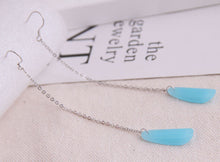 Load image into Gallery viewer, Earrings Long Dangling Blue Drop
